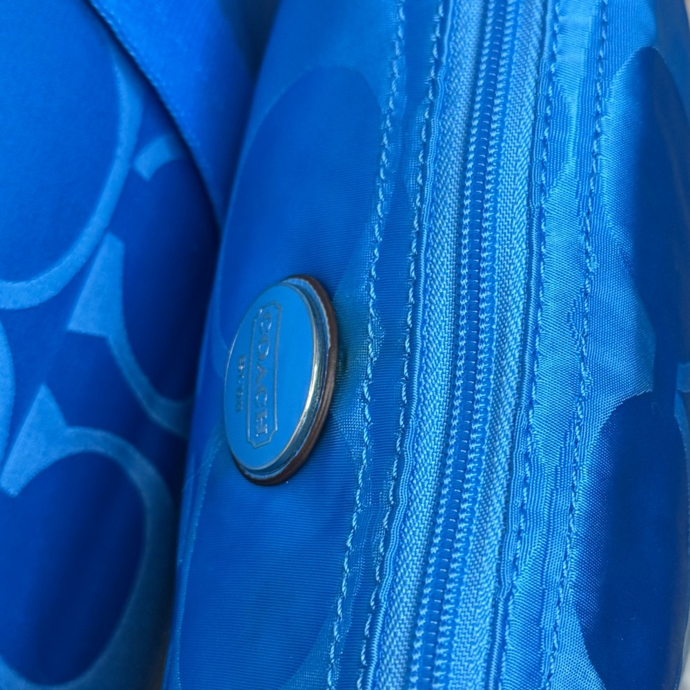 COACH GETAWAY SIGNATURE NYLON PACKABLE WEEKENDER BAG TOTE & POUCH BLUE F77321 - Picture 3 of 16